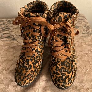 Leopard Print Wedge Booties Color Brown Tan